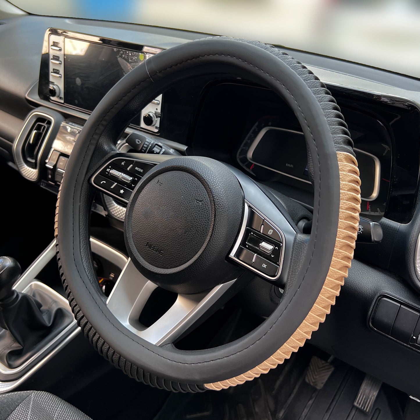 Oshotto SC-12 Fiber Leather Car Steering Cover For All Cars (Black, Beige)
