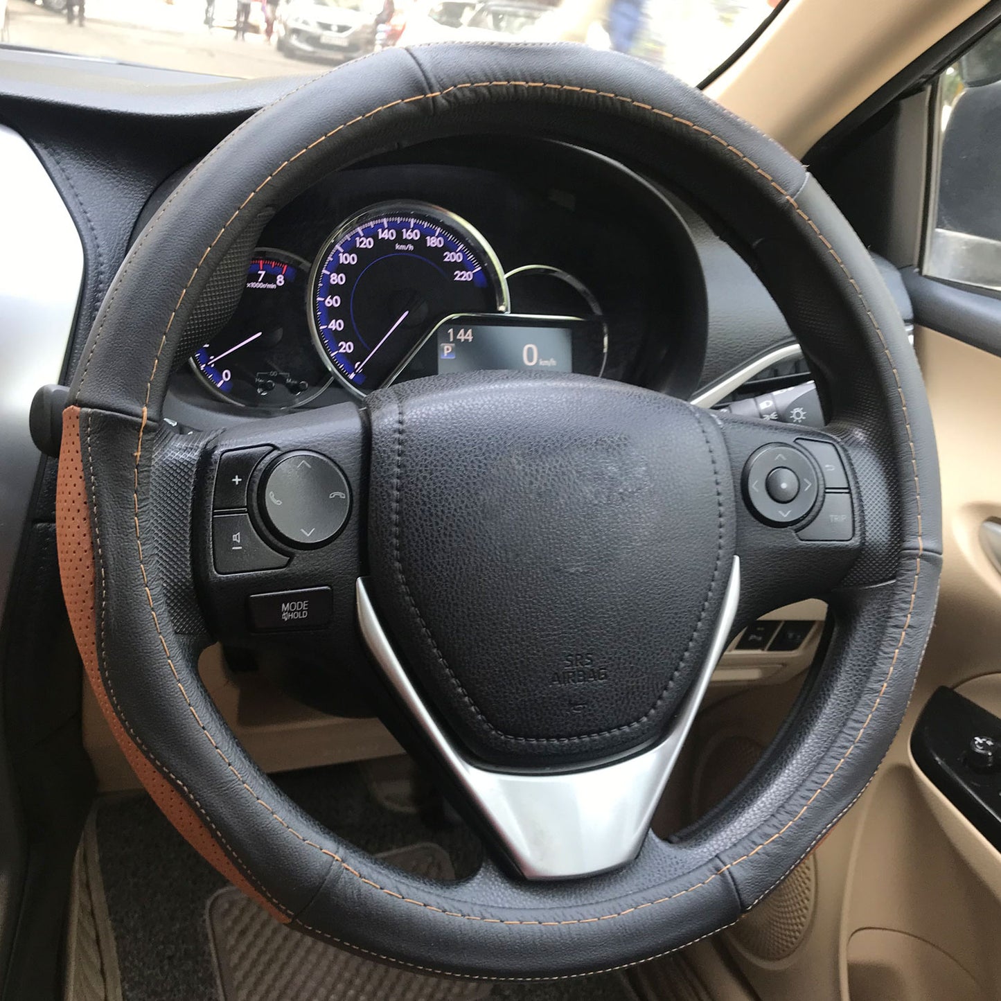 Oshotto SC-002 Leather Car Steering Cover (Black and Tan,Medium)