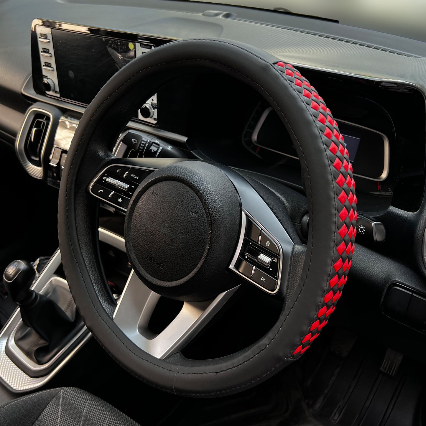 Oshotto SC-16 Fiber Leather Car Steering Cover For All Cars (Black, Red)