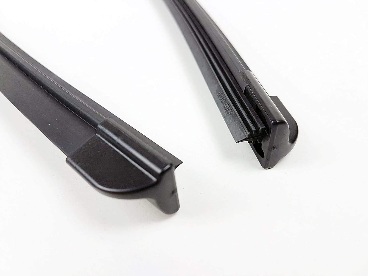 Oshotto Frameless (O.E.M Type) Wiper Blades Compatible with Audi A6 (26" / 21")