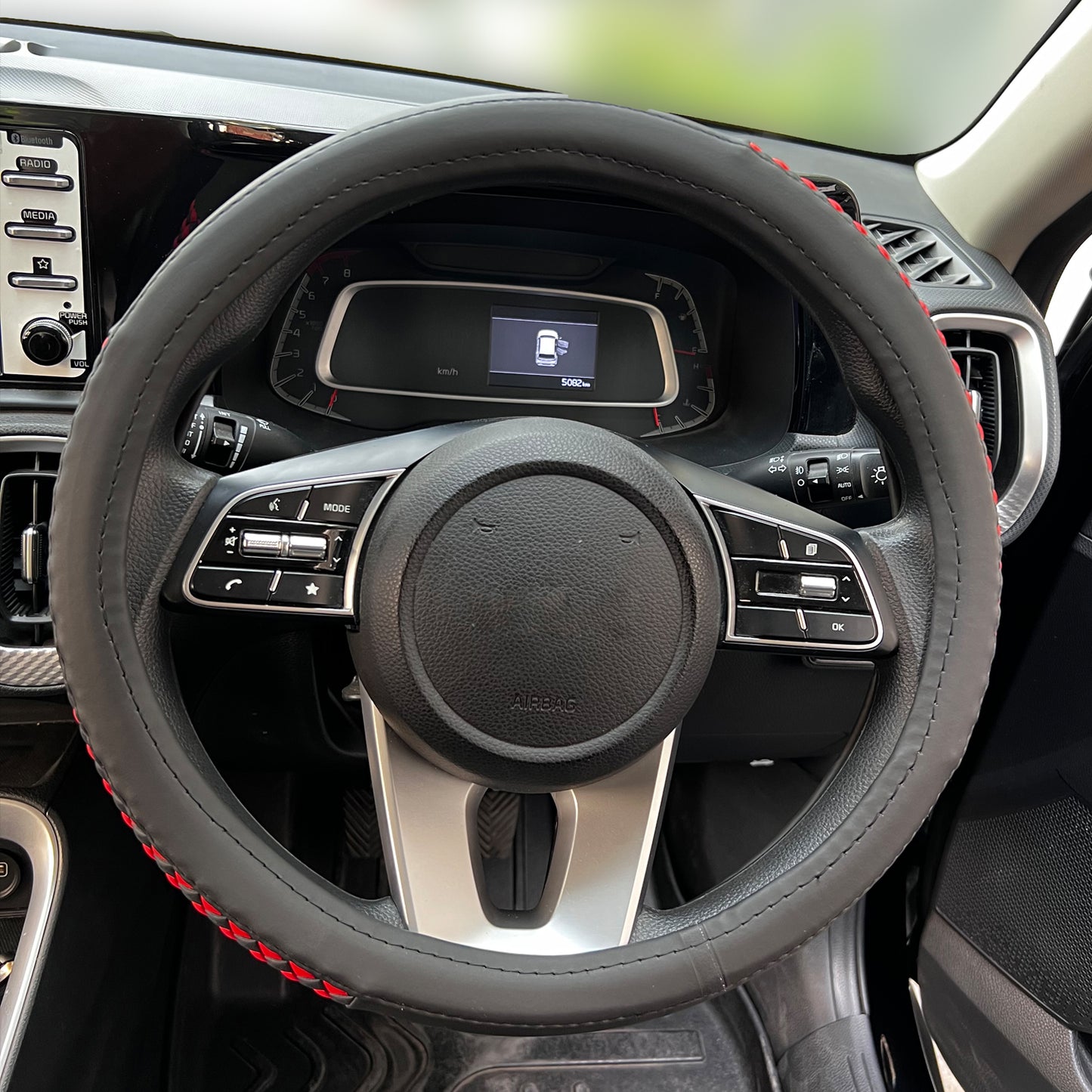 Oshotto SC-16 Fiber Leather Car Steering Cover For All Cars (Black, Red)
