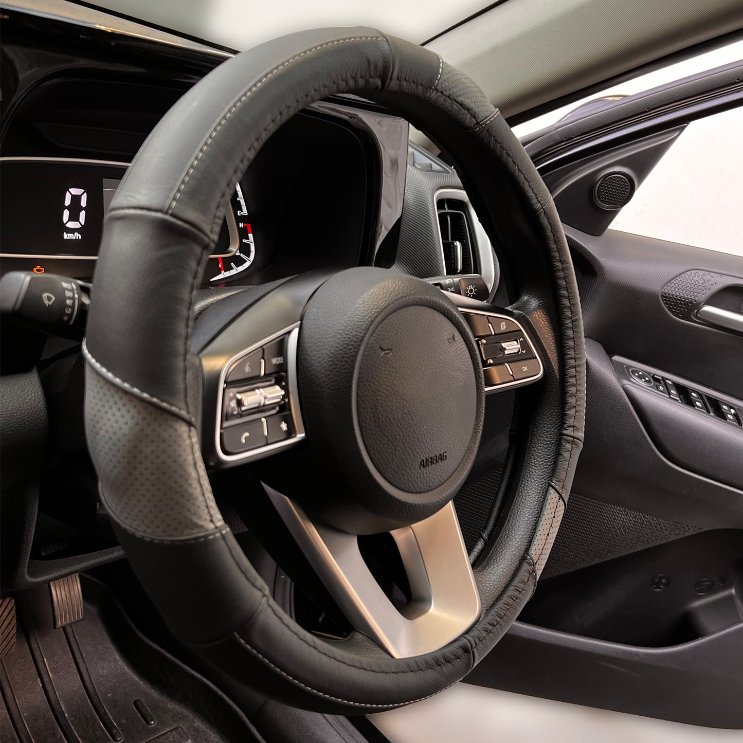 Oshotto SC-010-A Leather Car Steering Cover (Black, Grey, Medium)