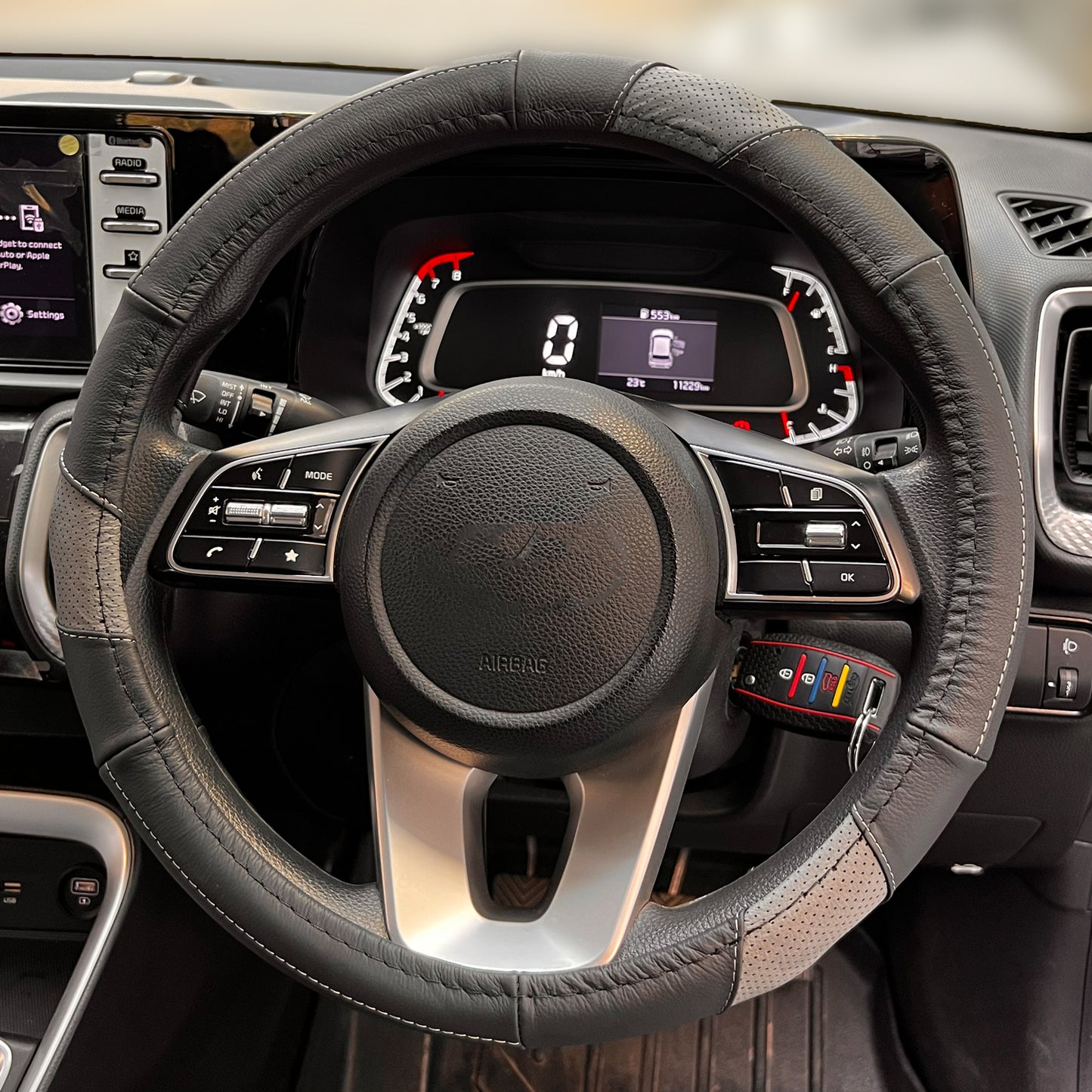 Oshotto SC-010-A Leather Car Steering Cover (Black, Grey, Medium)