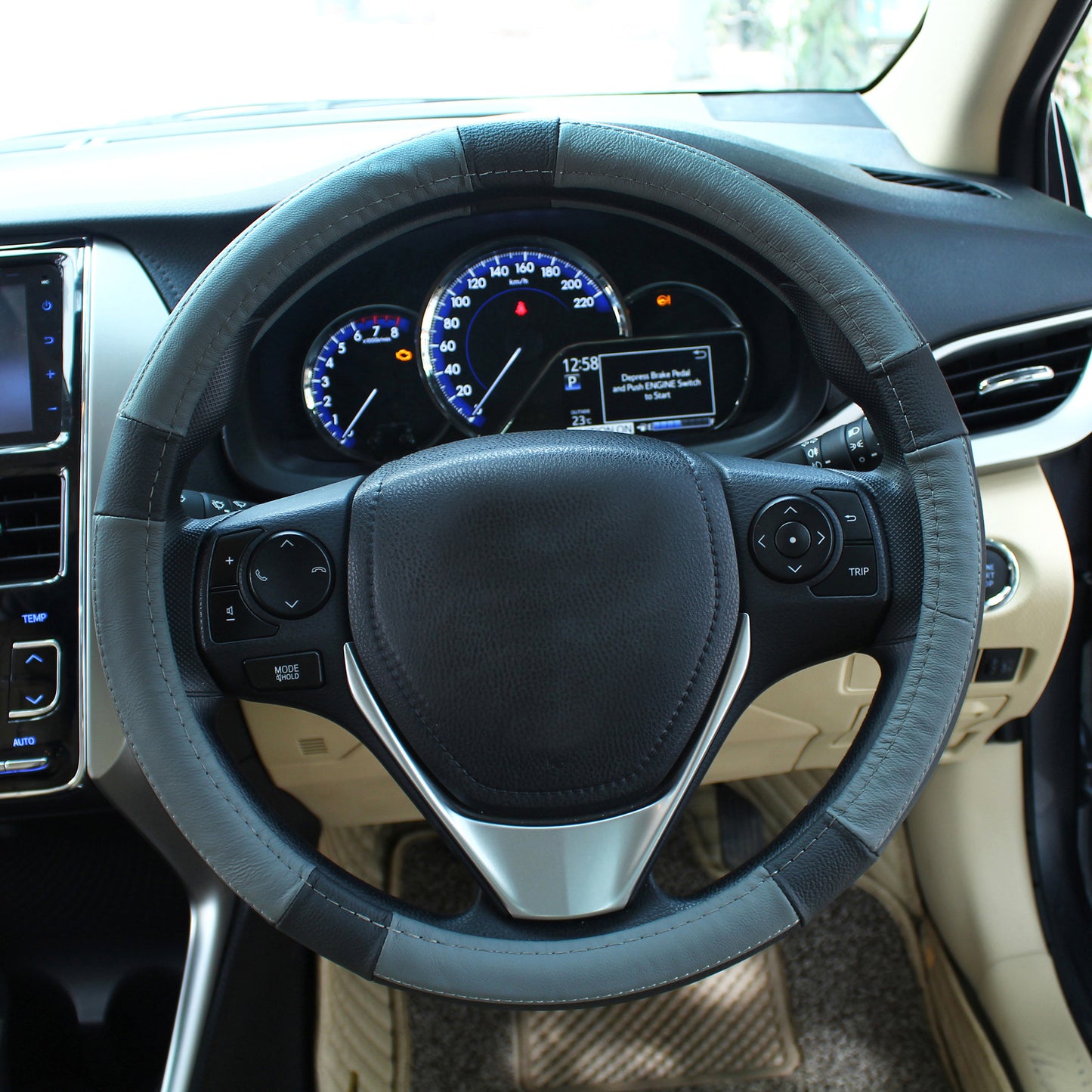Oshotto SC-001 Leather Car Steering Cover (Black and Grey,Medium)